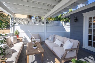 950 Olive Ave in Coronado, CA - Building Photo - Building Photo