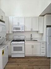 1012 S Ynez Ave, Unit Unit A in Monterey Park, CA - Building Photo - Building Photo