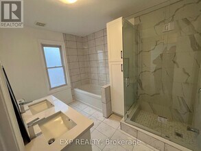 5051 Huron St in Niagara Falls, ON - Building Photo - Building Photo