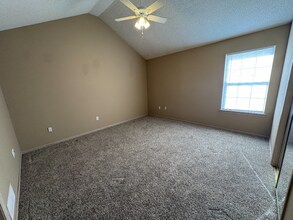 1244 NW Phelps Dr in Grain Valley, MO - Building Photo - Building Photo