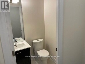 9085-9085 Jane St in Vaughan, ON - Building Photo - Building Photo