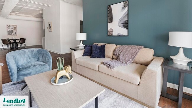 222 E Saratoga St in Baltimore, MD - Foto de edificio - Building Photo