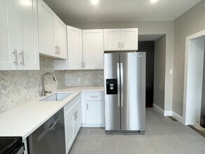 4680 Umbria St in Philadelphia, PA - Building Photo - Building Photo