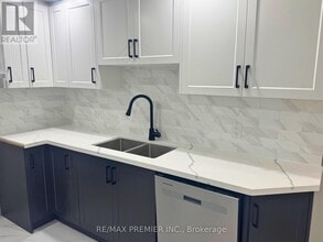 39 Walls Cres in New Tecumseth, ON - Building Photo - Building Photo