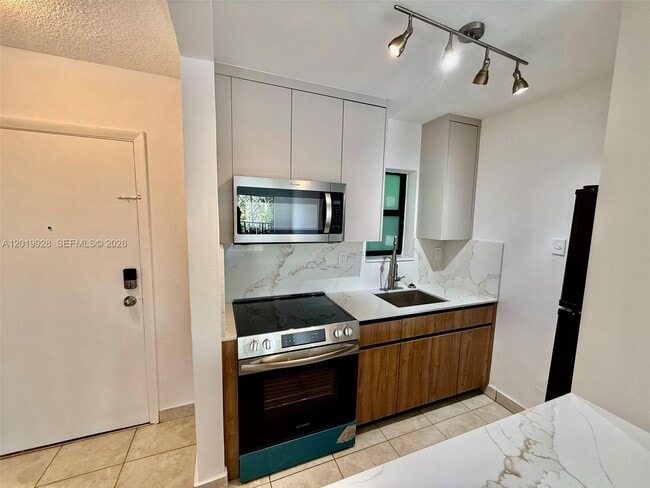 property at 1530 SW 2nd St