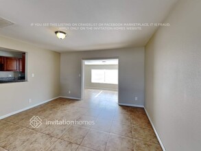 3655 W Ruth Ave in Phoenix, AZ - Building Photo - Building Photo