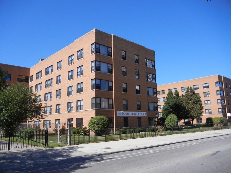 7500 S South Shore Drive in Chicago, IL - Foto de edificio