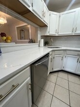 5415 Aberdeen Dr in Mount Laurel, NJ - Foto de edificio - Building Photo