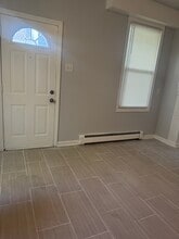 90 Steuben St, Unit 1 One Bedroom in East Orange, NJ - Foto de edificio - Building Photo