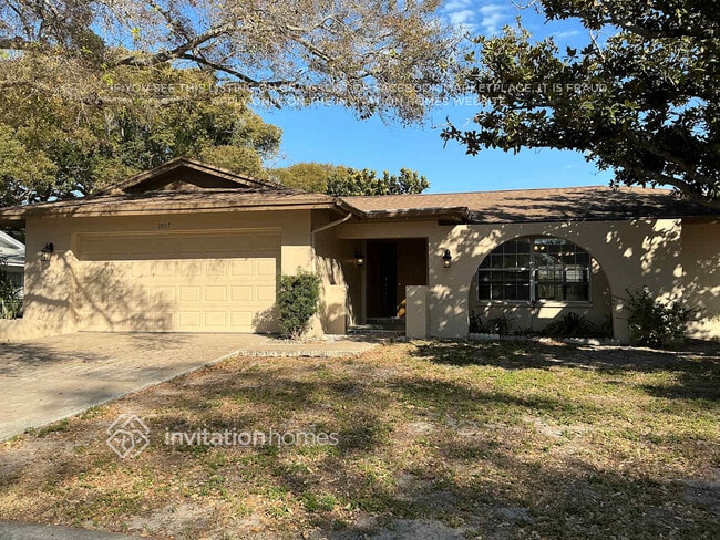 property at 1007 Macrae Ave