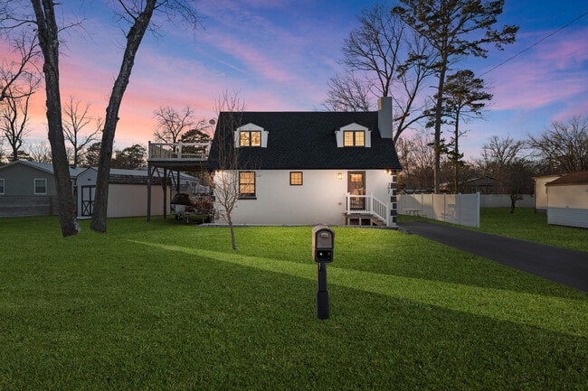 property at 207 Woodlawn Ave