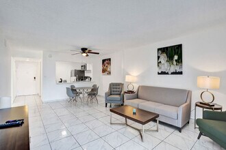 777 NW 155th Ln in Miami, FL - Building Photo - Building Photo