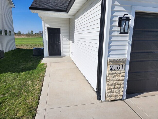 2961 Long Avenue in Van Meter, IA - Building Photo - Building Photo