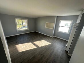 6183 N 38th St in Milwaukee, WI - Building Photo - Building Photo