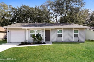 2065 Chelwood Ct in Jacksonville, FL - Building Photo