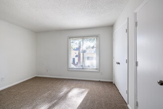 Harbour Landing in Columbia, SC - Foto de edificio - Interior Photo