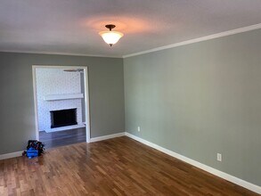 414 Sharon Dr in Wilmington, NC - Building Photo - Building Photo