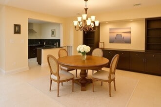 3027 Bissonnet St in Houston, TX - Building Photo - Building Photo