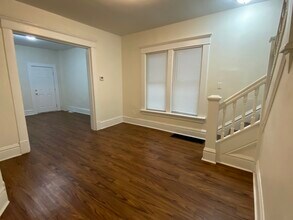 82 Dana Ave in Columbus, OH - Foto de edificio - Building Photo