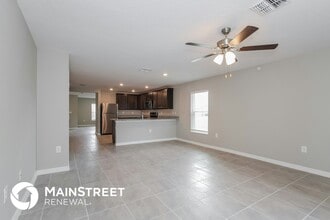 333 Daffodil Ln in Poinciana, FL - Foto de edificio - Building Photo