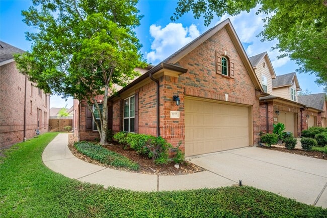 property at 1227 Glenwood Canyon Ln