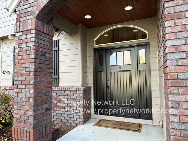 4246 SE 33rd St in Gresham, OR - Building Photo - Building Photo