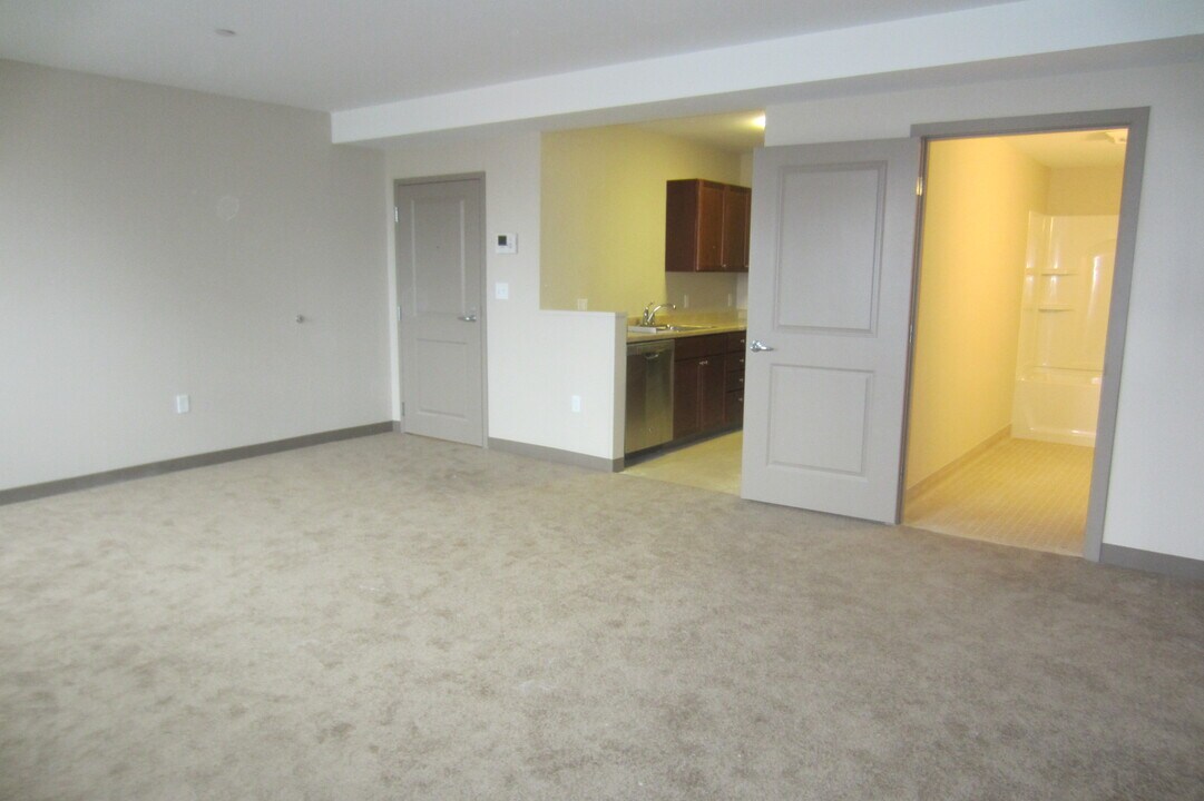275 W Main St, Unit 275-10 West Main St in Marlborough, MA - Foto de edificio