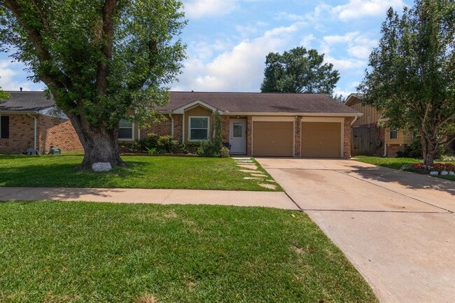 property at 5707 Acorn St