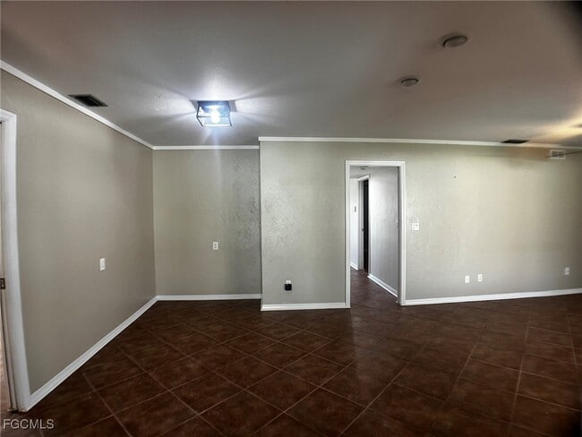 property at 1263 Caloosa Dr