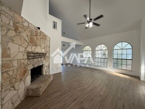 4718 Saddle Ridge in San Antonio, TX - Building Photo - Building Photo