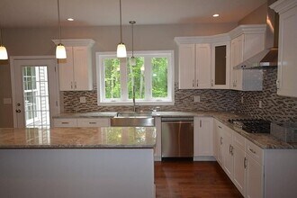 40 Green St in Foxboro, MA - Building Photo - Building Photo