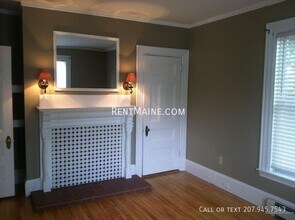 348 State St in Bangor, ME - Building Photo - Building Photo