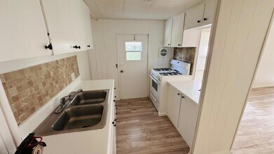 4701 Ferdinand Ave in Sebring, FL - Building Photo - Building Photo