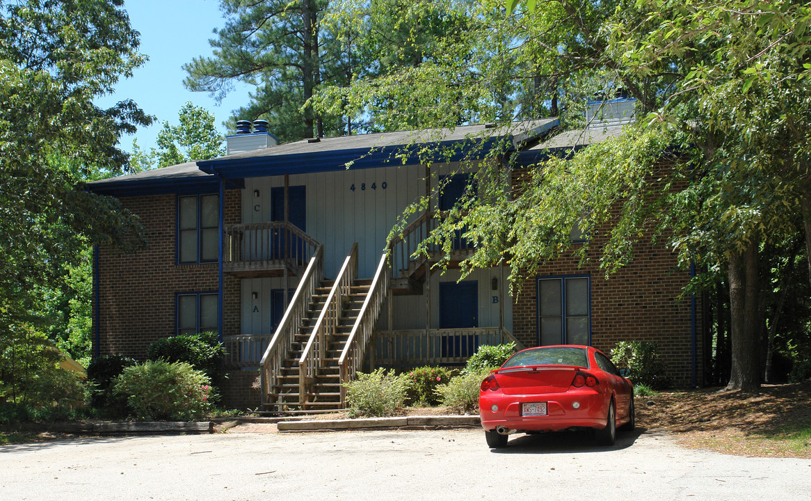 4840 New Hope Rd in Raleigh, NC - Building Photo