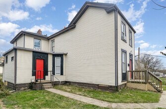 500 W Wyoming Ave in Cincinnati, OH - Building Photo - Building Photo