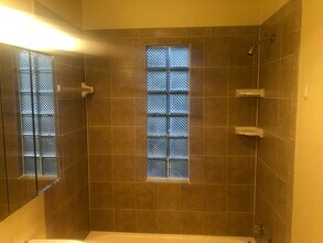 1416 Lake St NE in Hopkins, MN - Building Photo - Building Photo