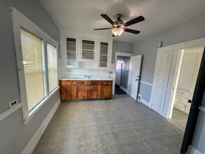 951 Royal Rd in Cleveland, OH - Building Photo - Building Photo