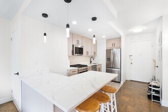 201 St Pauls Ave in Jersey City, NJ - Building Photo - Building Photo