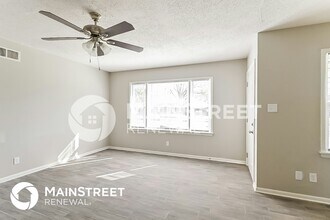 3653 Elm Park Rd, Unit #111 in Memphis, TN - Building Photo - Building Photo