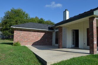 1502 Port Dr in Harker Heights, TX - Building Photo - Building Photo