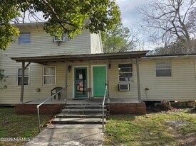 5022 Kingsbury St in Jacksonville, FL - Building Photo