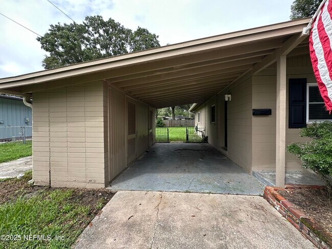 3851 Ponce De Leon Ave in Jacksonville, FL - Building Photo - Building Photo