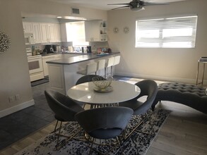520 Orton Ave, Unit Garden View Apts in Fort Lauderdale, FL - Building Photo - Building Photo
