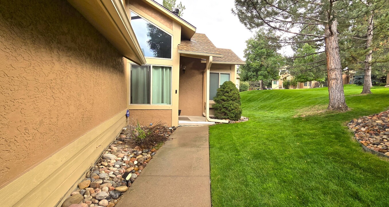 4075 Autumn Heights Dr in Colorado Springs, CO - Foto de edificio