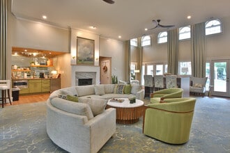 Granby Crossing in Cayce, SC - Building Photo - Interior Photo