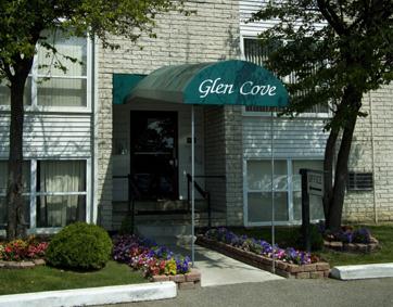 Glen Cove Apartments in Detroit, MI - Building Photo - Building Photo