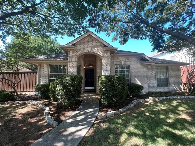 property at 1525 Vista Bend Dr