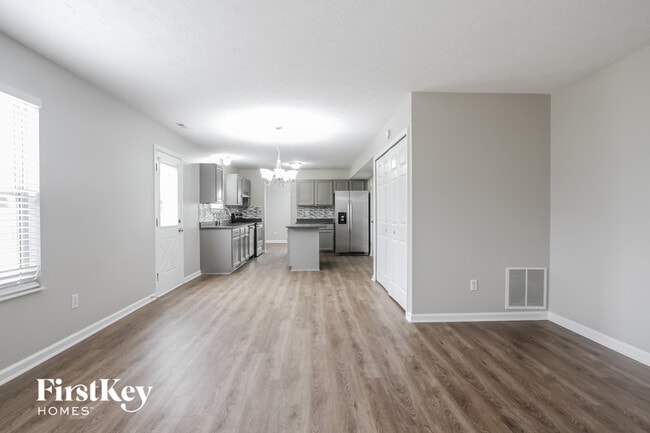 6250 Twyckenham Dr in Indianapolis, IN - Building Photo - Building Photo