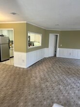 102 Bainbridge Dr, Unit Heritage Oaks in Atlanta, GA - Foto de edificio - Building Photo