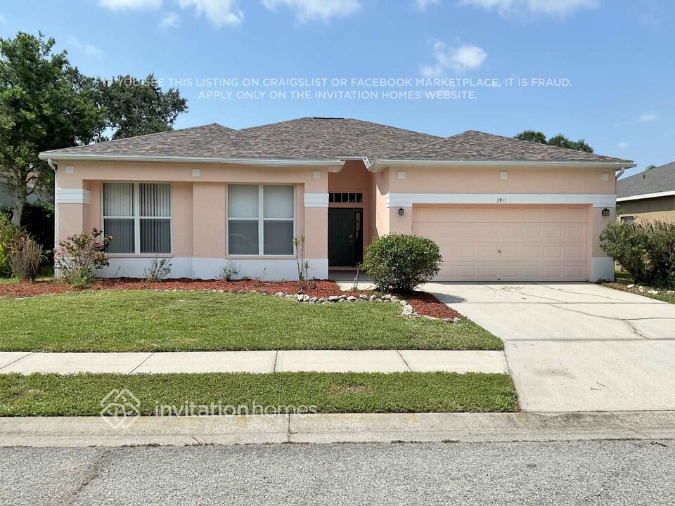 3911 3rd Ave E in Bradenton, FL - Building Photo